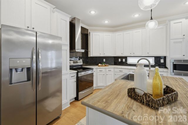 110 Liberty Estates Lane, Taylorsville, NC 28681