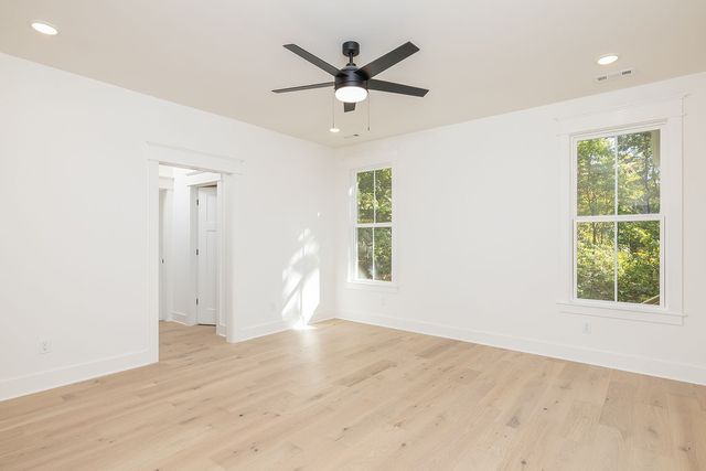 9 Cockerham Lane, Bella Vista, AR 72714