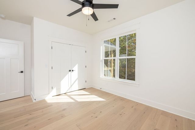 9 Cockerham Lane, Bella Vista, AR 72714