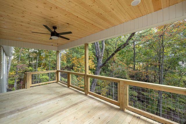 9 Cockerham Lane, Bella Vista, AR 72714