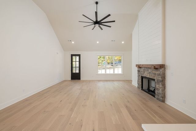 9 Cockerham Lane, Bella Vista, AR 72714