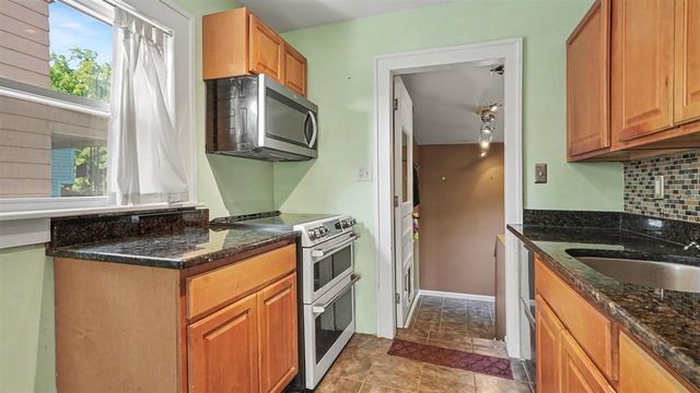 723 Daniel Street, Ann Arbor, MI 48103