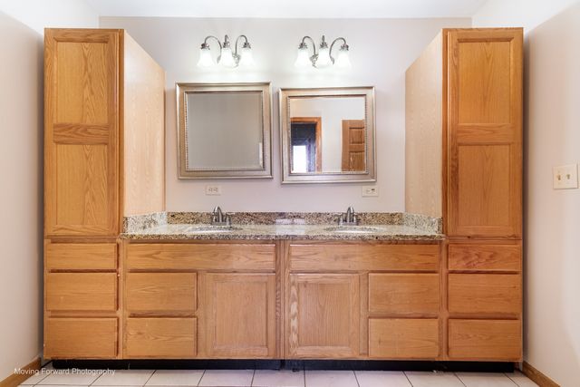 336 W Morris Avenue, Lombard, IL 60148