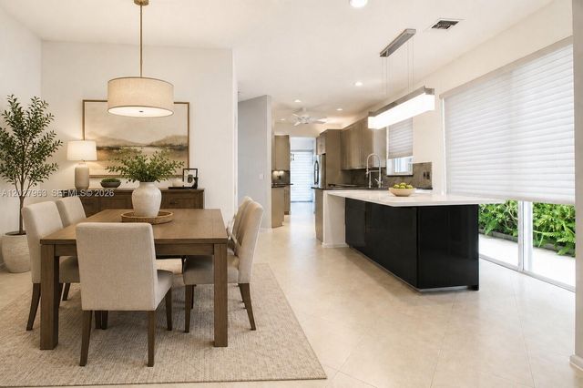 6646 NW 25th Terrace, Boca Raton, FL 33496