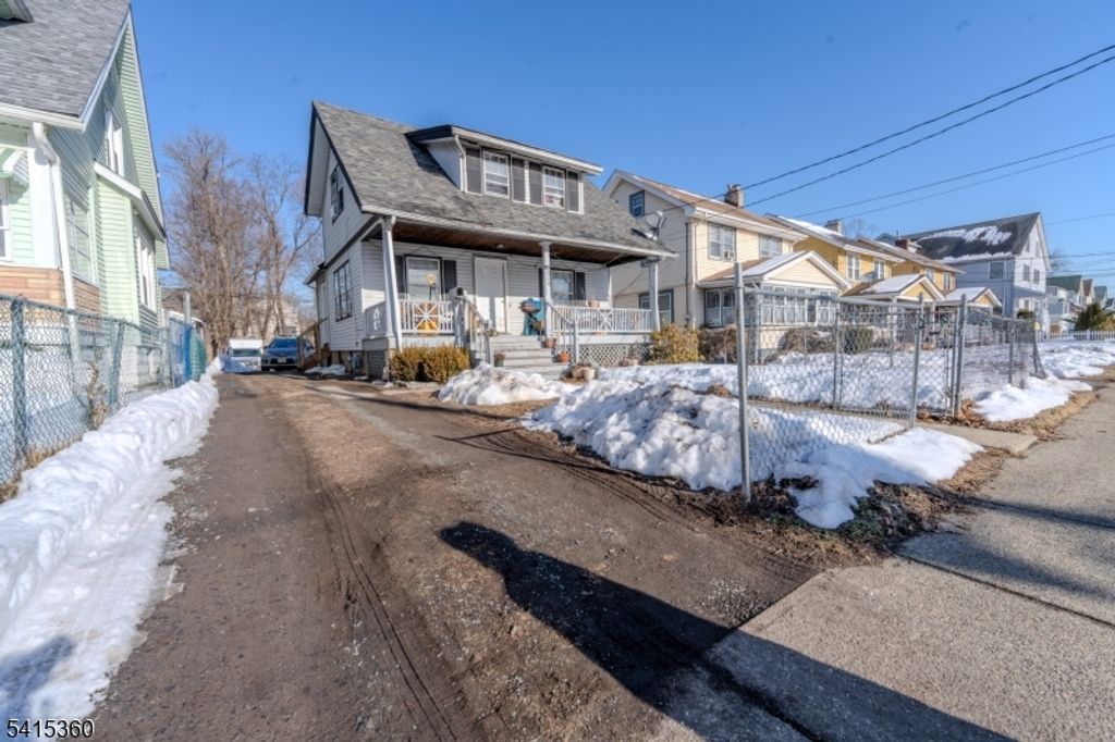 1204 W 3rd St, Plainfield City, NJ 07063 — photo 2