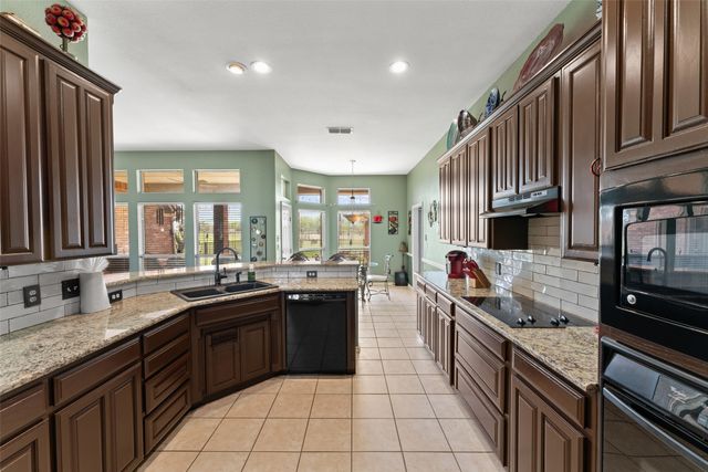10516 Bessie Mae Court, Crowley, TX 76036
