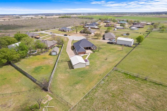10516 Bessie Mae Court, Crowley, TX 76036