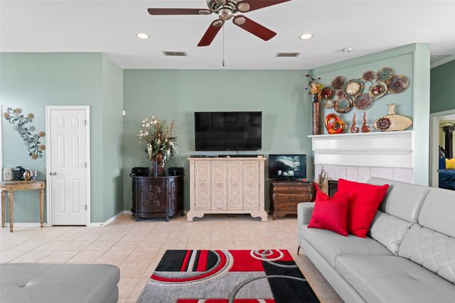 10516 Bessie Mae Court, Crowley, TX 76036