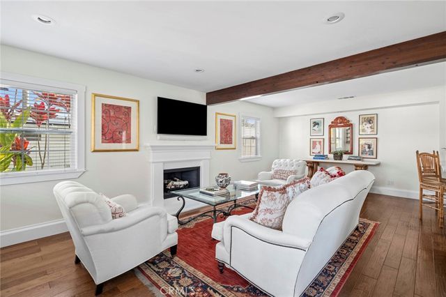 201 E 21st Street, Costa Mesa, CA 92627