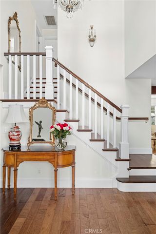 201 E 21st Street, Costa Mesa, CA 92627