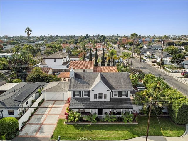 201 E 21st Street, Costa Mesa, CA 92627