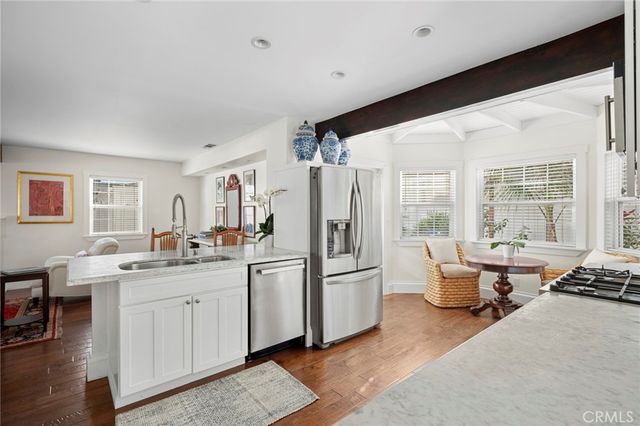 201 E 21st Street, Costa Mesa, CA 92627