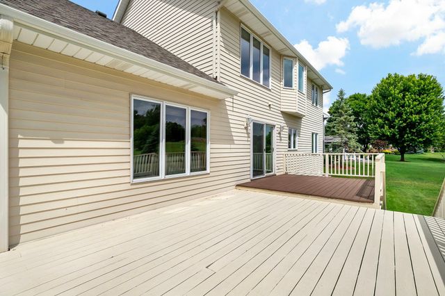 16599 Imperial Court, Lakeville, MN 55044