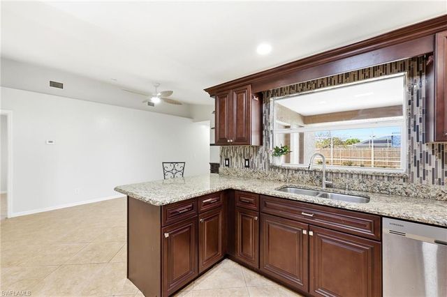 4116 SW 6th PL, Cape Coral, FL 33914