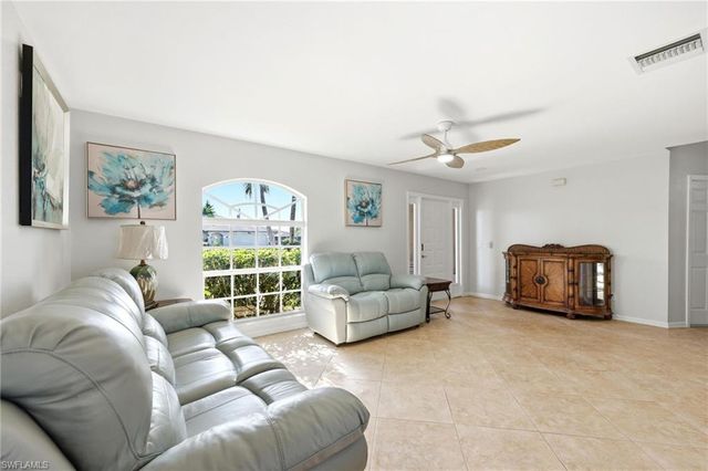 4116 SW 6th PL, Cape Coral, FL 33914
