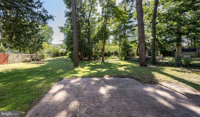 7 PINE GLEN DR, Sicklerville, NJ 08081