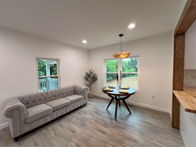667 Old Whitney Road, Spartanburg, SC 29303