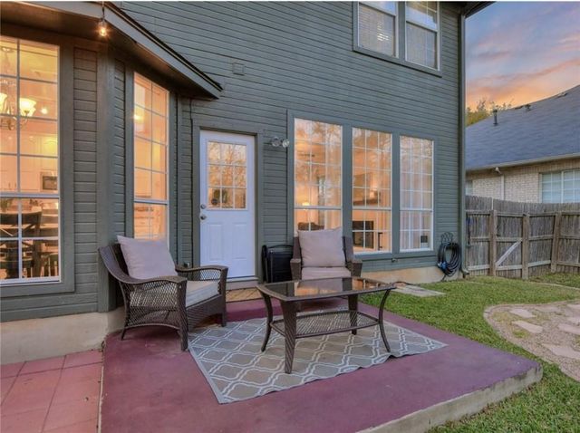 1402 Colby LN, Cedar Park, TX 78613