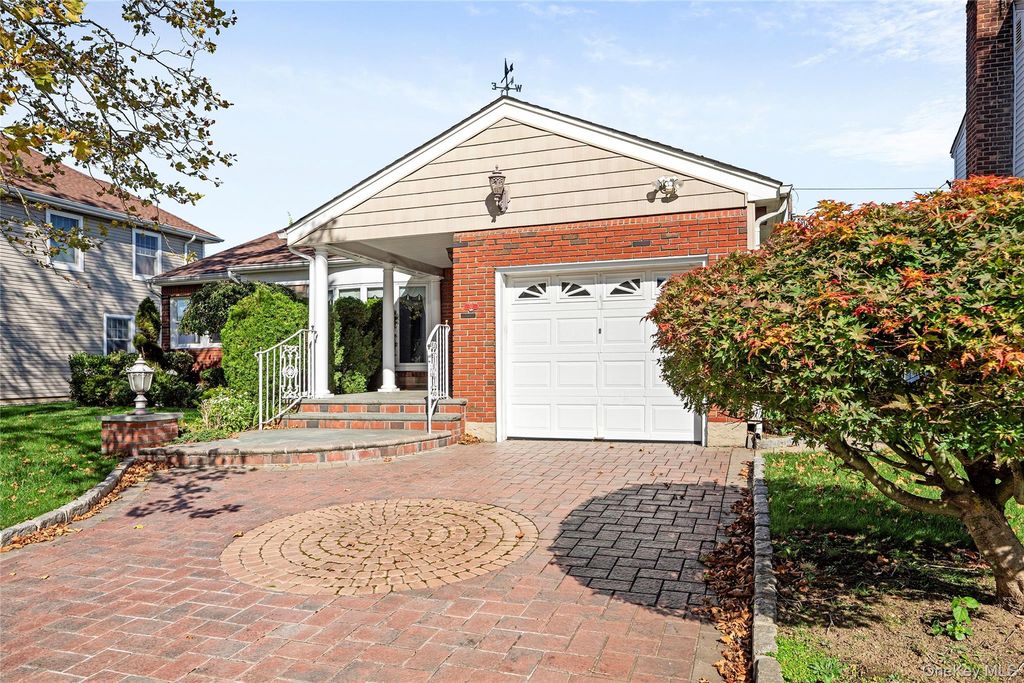 57 Patton Boulevard, New Hyde Park, NY 11040 — photo 3