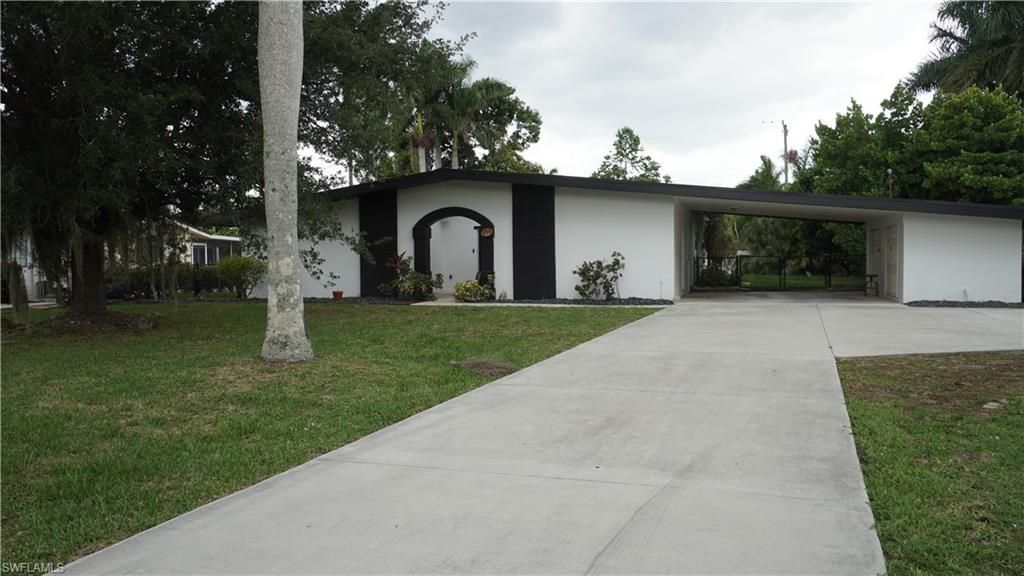 544 Bayside DR, FORT MYERS, FL 33919 — photo 2