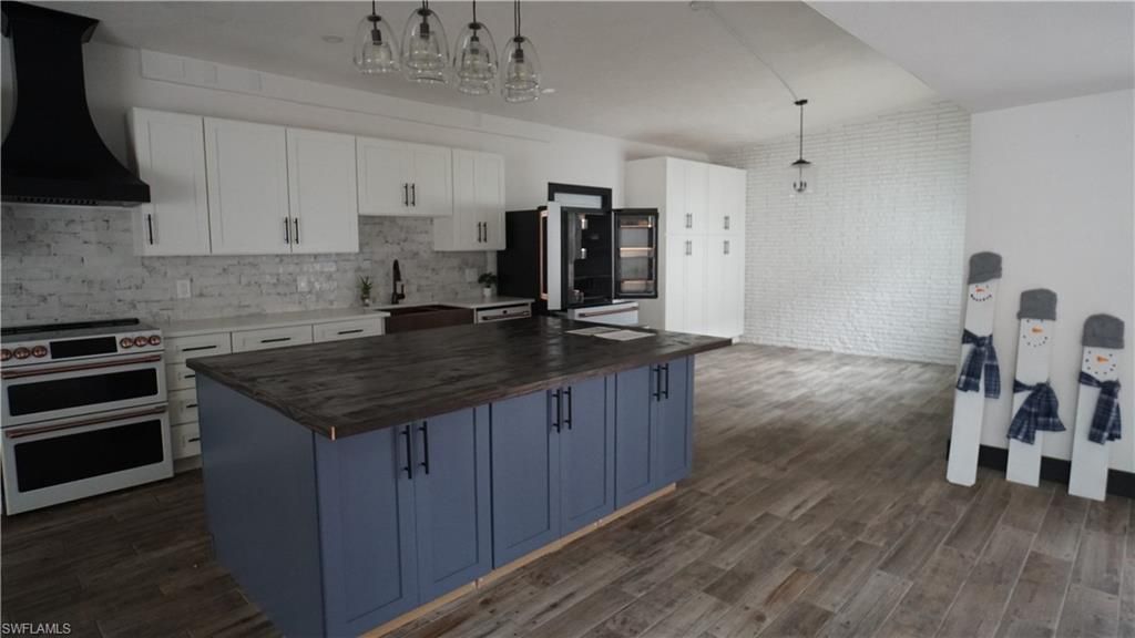 544 Bayside DR, FORT MYERS, FL 33919 — photo 4