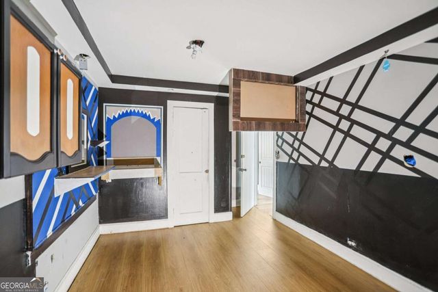 225 Walthall Avenue SE, Marietta, GA 30060