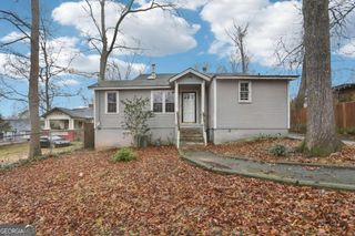 225 Walthall Avenue SE, Marietta, GA 30060