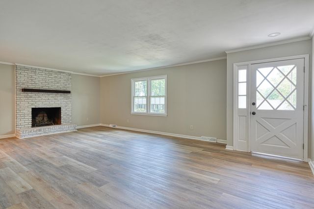 20 Buckingham Way, Taylors, SC 29687