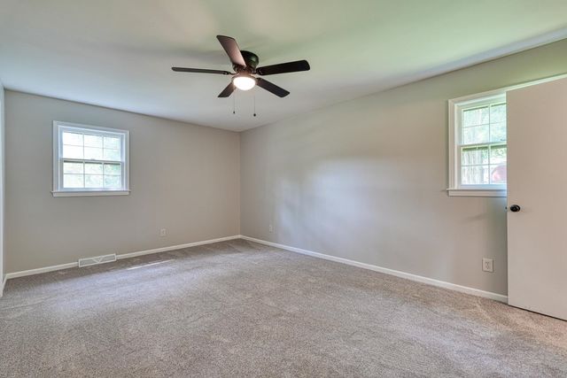 20 Buckingham Way, Taylors, SC 29687