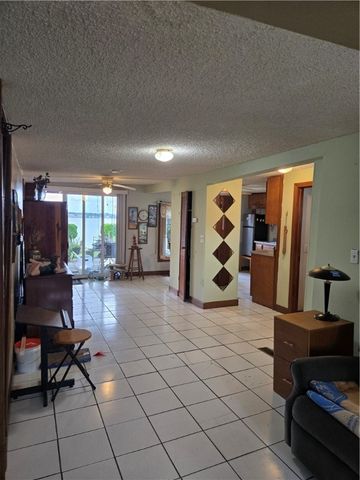 41 White Avenue, East Providence, RI 02915