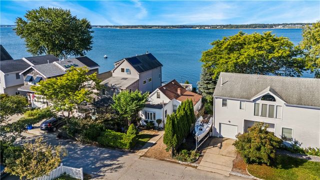 41 White Avenue, East Providence, RI 02915