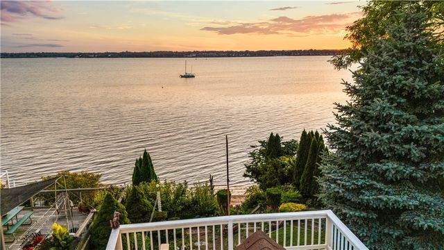 41 White Avenue, East Providence, RI 02915