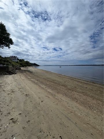 41 White Avenue, East Providence, RI 02915