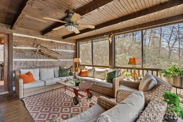 65 Sugar Maple Drive, Mills River, NC 28759