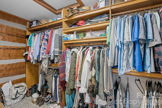 65 Sugar Maple Drive, Mills River, NC 28759