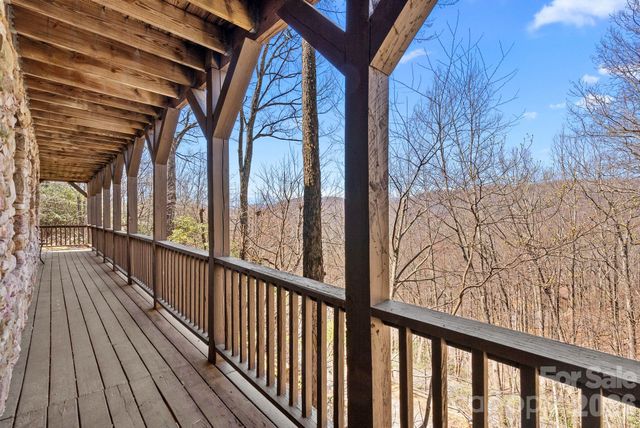 65 Sugar Maple Drive, Mills River, NC 28759