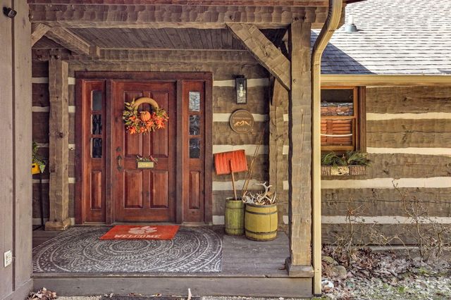 65 Sugar Maple Drive, Mills River, NC 28759