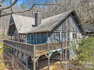 65 Sugar Maple Drive, Mills River, NC 28759