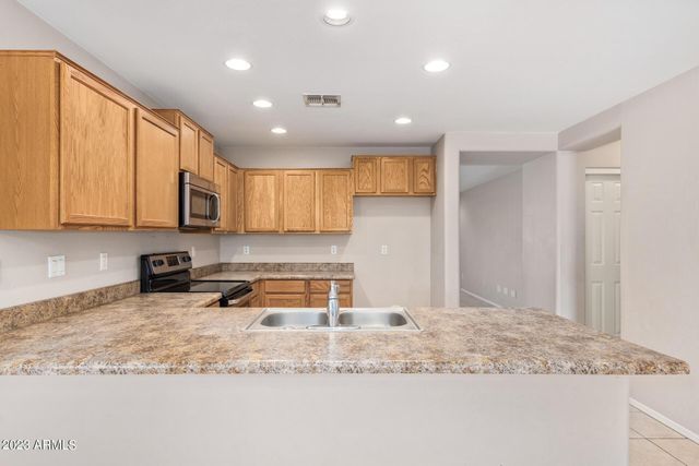 10180 N 116th Lane, Youngtown, AZ 85363
