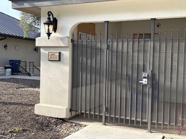 6000 Shepherd Mountain CV 1011, Austin, TX 78730