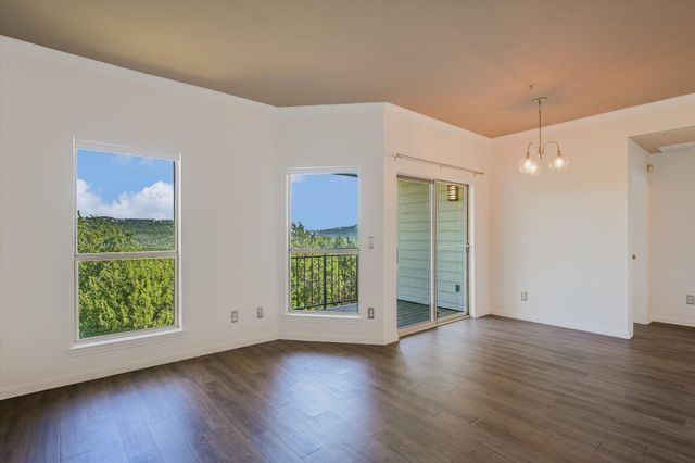 6000 Shepherd Mountain CV 1011, Austin, TX 78730