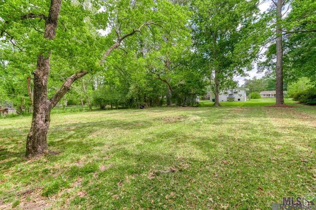 2330 S Woodcrest Ave, Denham Springs, LA 70726