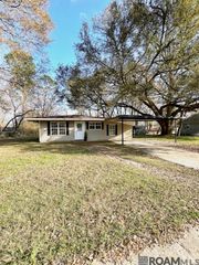2330 S Woodcrest Ave, Denham Springs, LA 70726