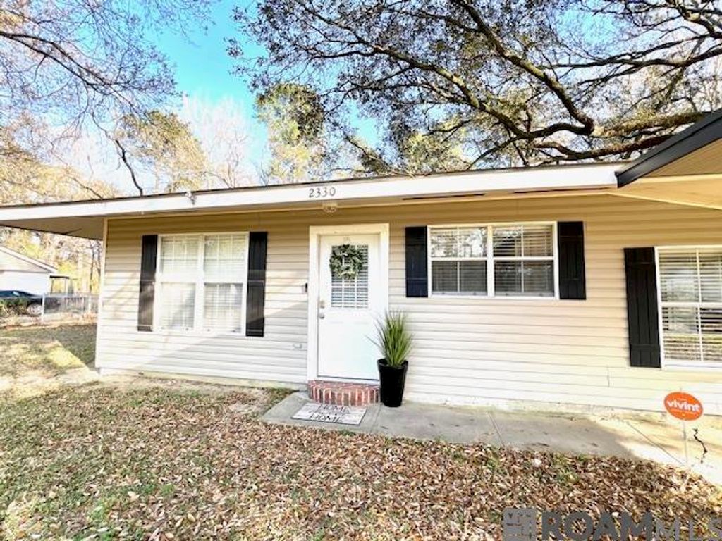 2330 S Woodcrest Ave, Denham Springs, LA 70726