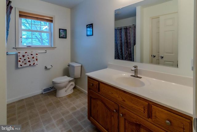 191 TWIN CREEKS DR, Jonestown, PA 17038