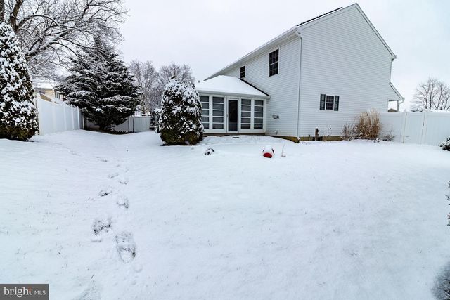 191 TWIN CREEKS DR, Jonestown, PA 17038