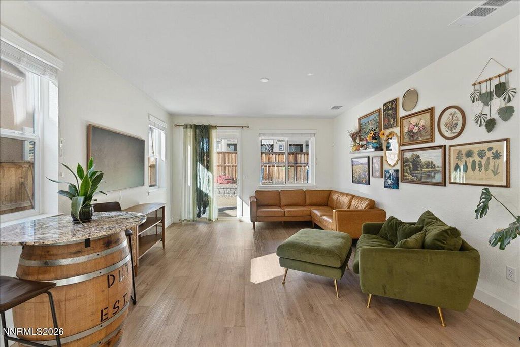 Image 10 of property listing at 6417 Bucking Horse Court, Sparks, NV 89436