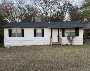 1901 W 46th Street, Tulsa, OK 74107