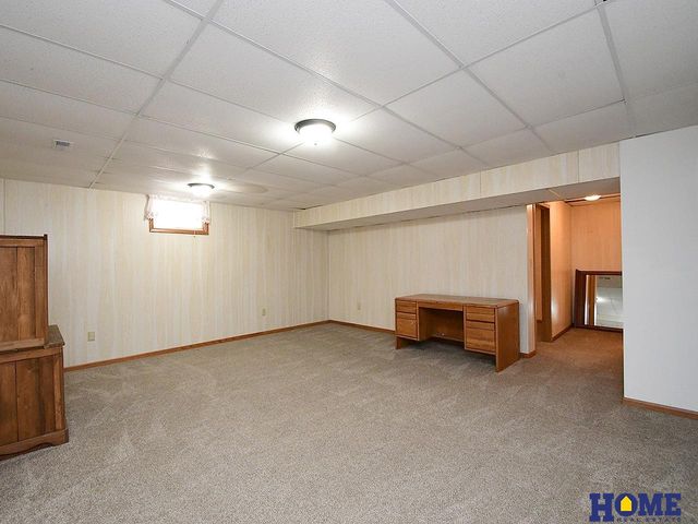 3300 S 83rd Street, Lincoln, NE 68506