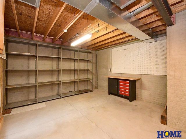 3300 S 83rd Street, Lincoln, NE 68506